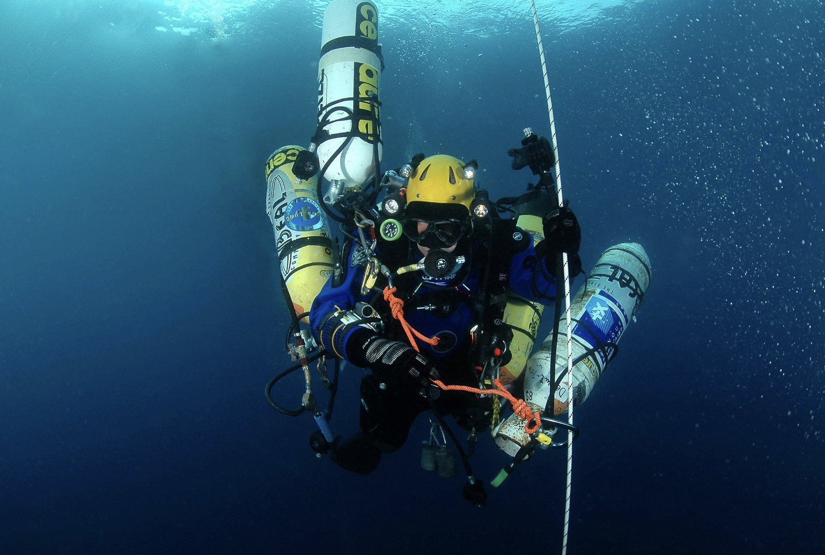 La tragedia dei sub italiani alle Maldive: cinque morti nelle grotte di Alimathà, indagini sulle cause